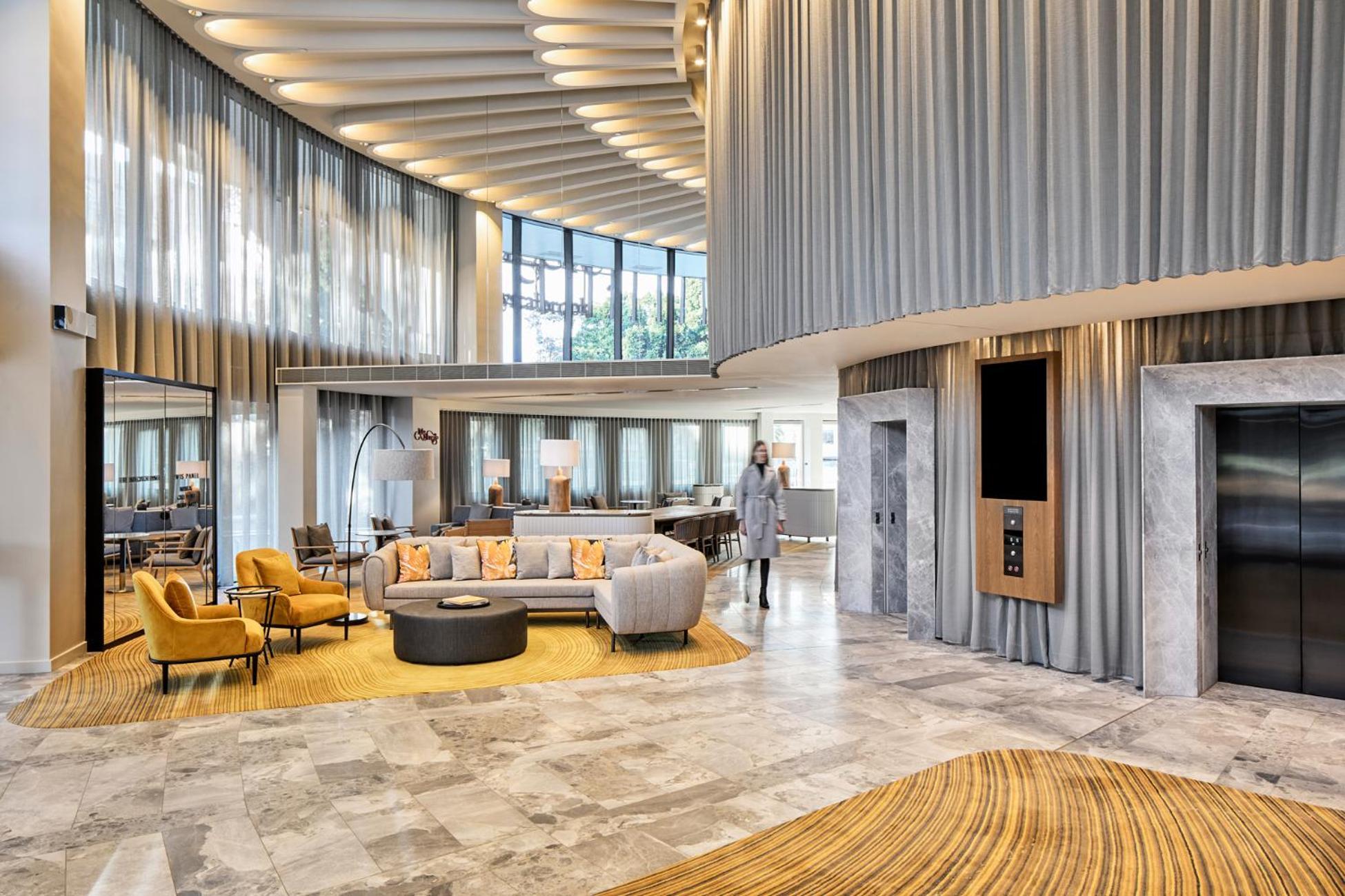 คริสตัลบรูก คิงส์ลีย์ Hotel นิวแคสเซิล ภายนอก รูปภาพ The lobby of the hotel